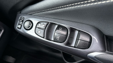 Nissan Juke 1.0 DiG-T N-Connecta 5dr Petrol Hatchback